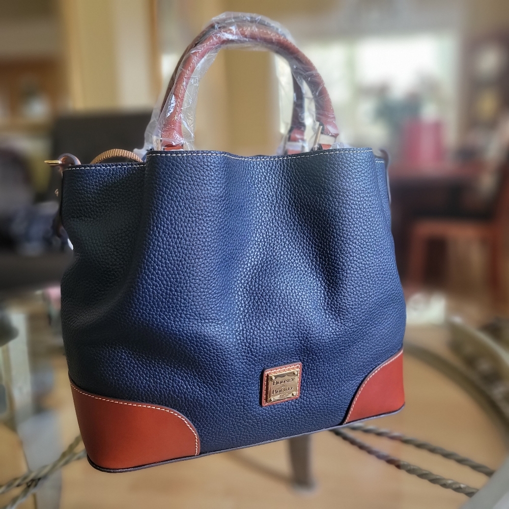 Dooney & Bourke NWT Brenna